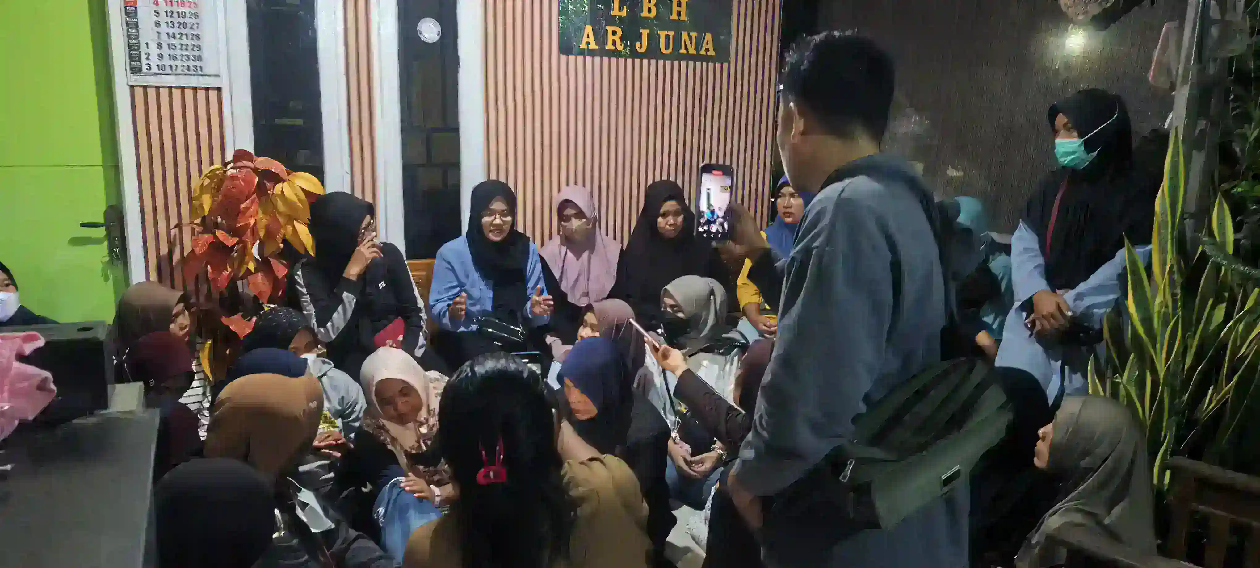 51 Warga Perumahan BWI 2 Beri Kuasa kepada LBH Arjuna, Desak Gudang Limbah Industri Ditutup