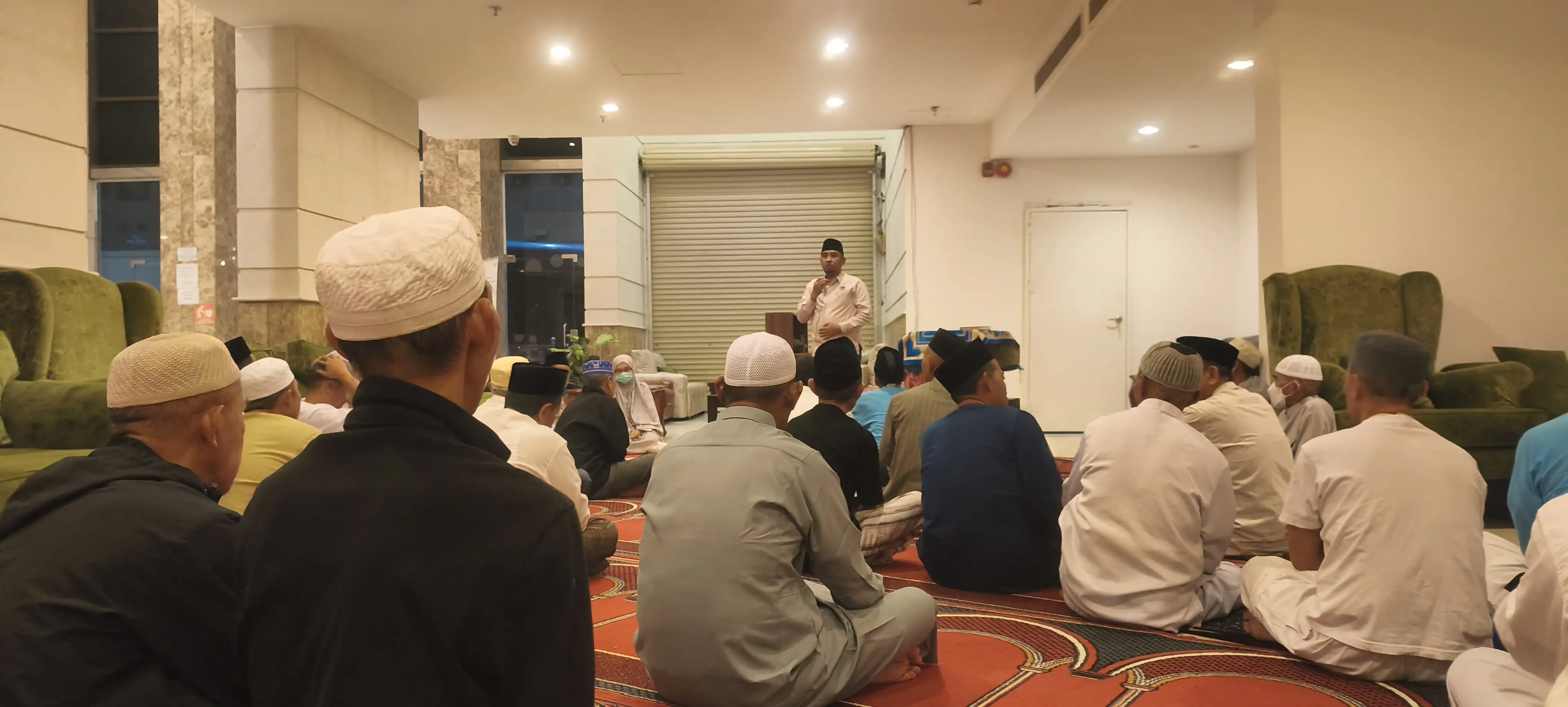 BIMBINGAN IBADAH DAN DIALOG BERSAMA JAMAAH, KLOTER 38 KJT SIAP MENUJU MADINAH